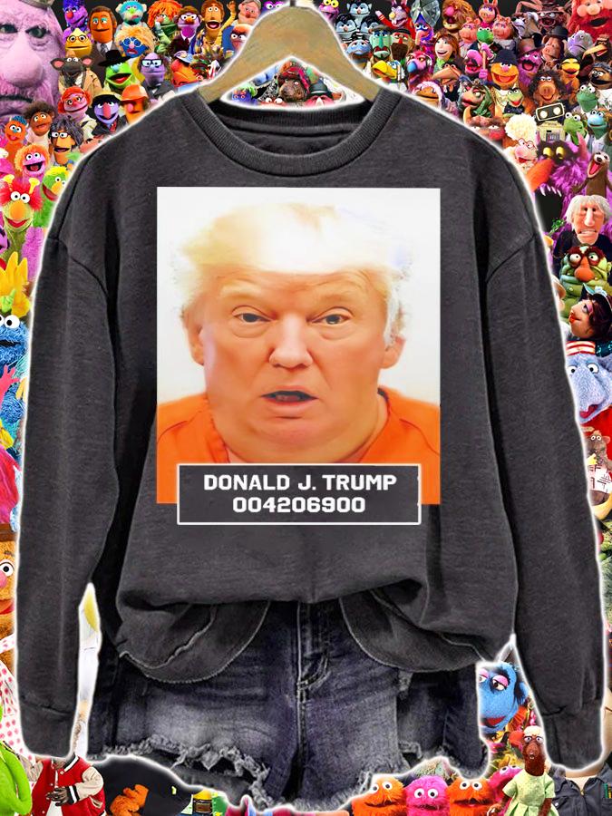 Donald J Trump 004206900 Mugshot t-shirt sweatshirt