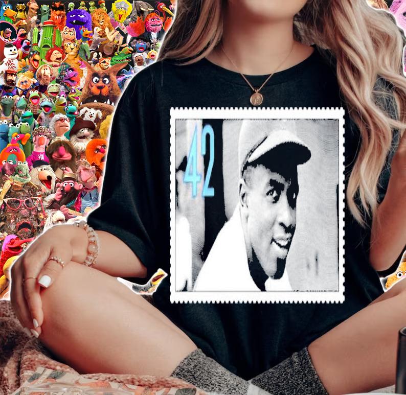Jackie Robinson 42 First African American MLB T-Shirt t-shirt woman shirt