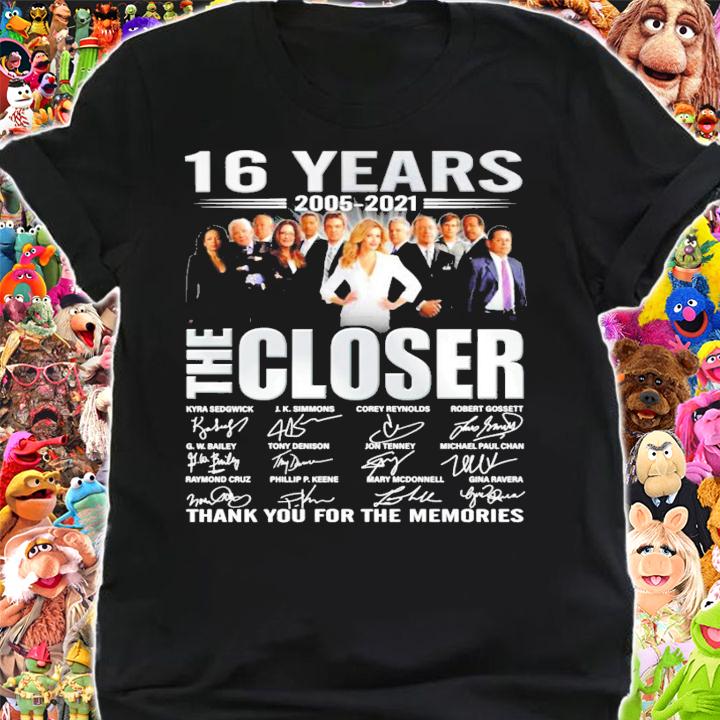 16 Years 2005-2021 The Closer Signatures Thank You For The Memories Shirt t-shirt