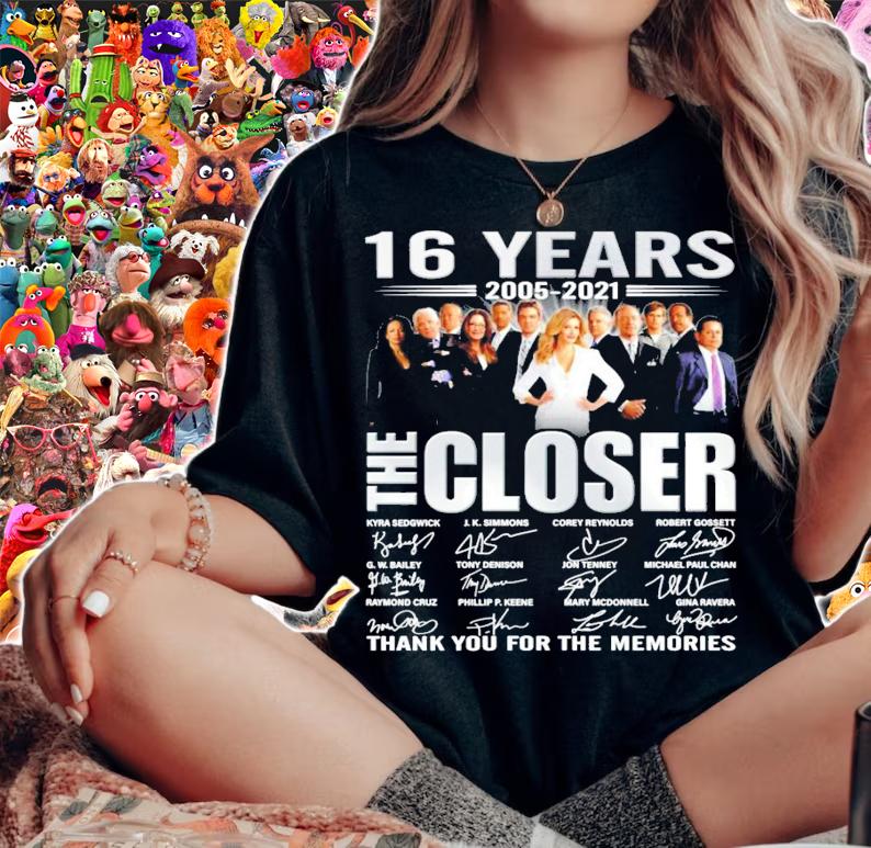 16 Years 2005-2021 The Closer Signatures Thank You For The Memories Shirt t-shirt