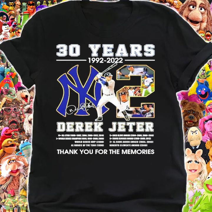 30 Years 1992-2022 Derek Jeter Signatures Thank You For The Memories Shirt t-shirt shirt