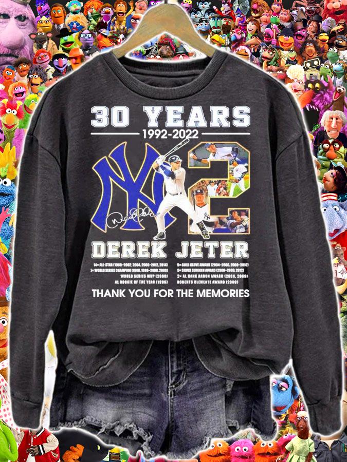 30 Years 1992-2022 Derek Jeter Signatures Thank You For The Memories Shirt t-shirt sweatshirt