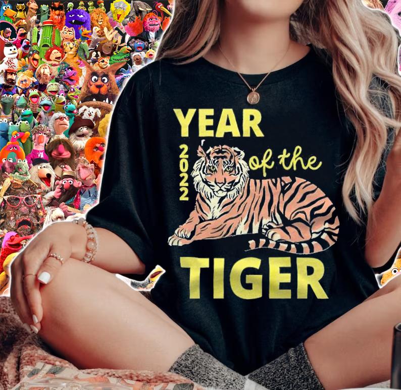 2022 year of the Tiger T-shirt t-shirt woman shirt