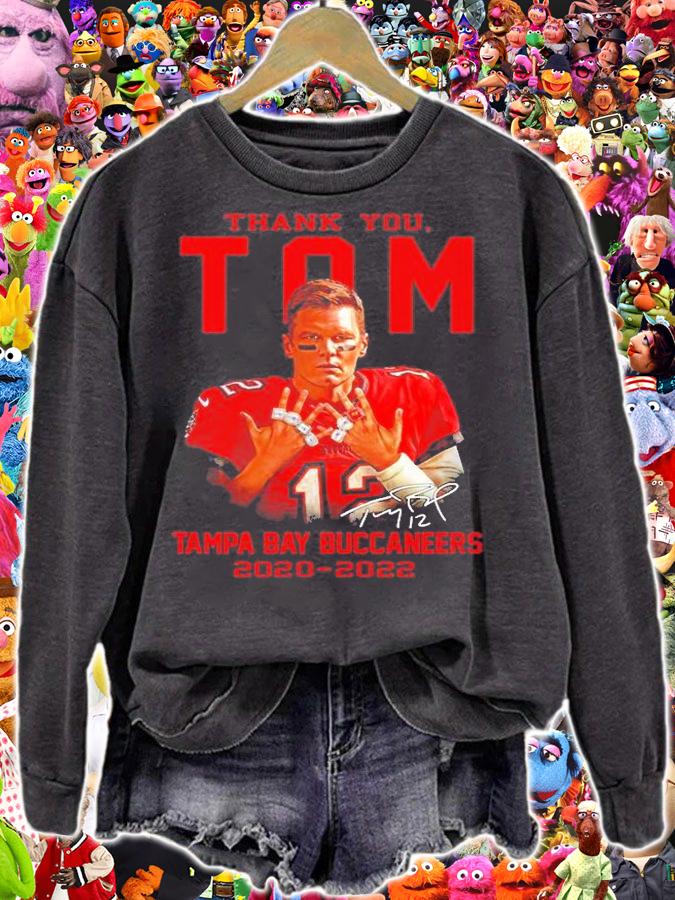 Thank You Tom Tampa Bay Buccaneers 2020 2022 Signature T-Shirt t-shirt sweatshirt