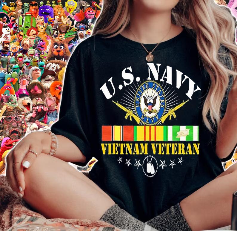 US Navy Vietnam Veteran USA Flag Vietnam Vet Flag T-Shirt woman shirt