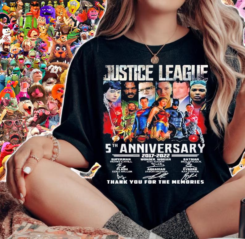 Justice League 5th Anniversary 2017-2022 Signatures Thank You For The Memories Shirt woman shirt