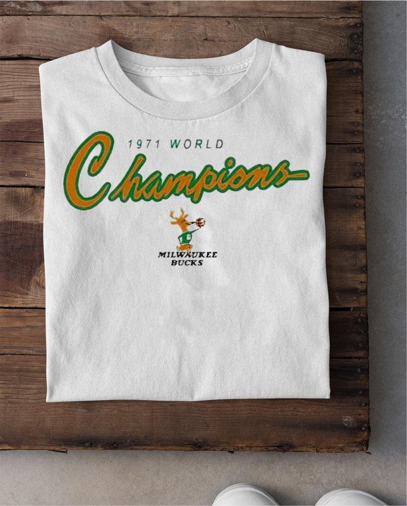 1971 World Champions Milwaukee Bucks shirt