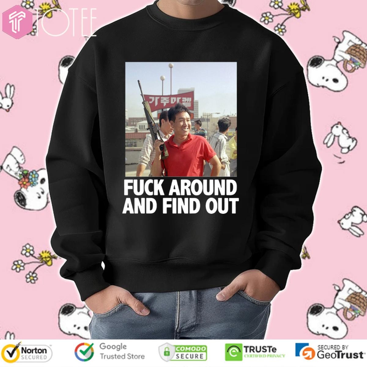 Sweatshirt
